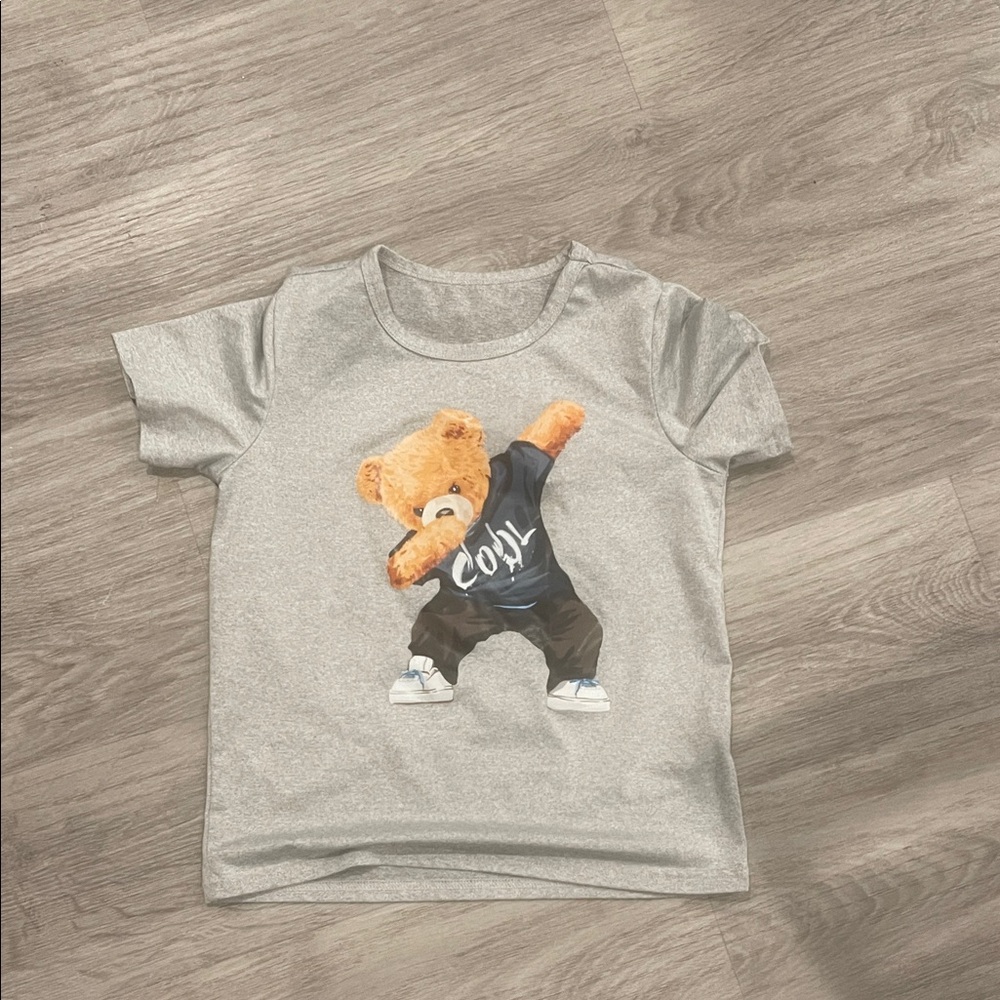 Gray Kids T-Shirt with Dabbing Bear